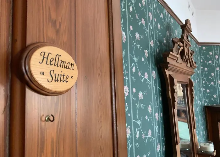 Frühstückspension Hellman *